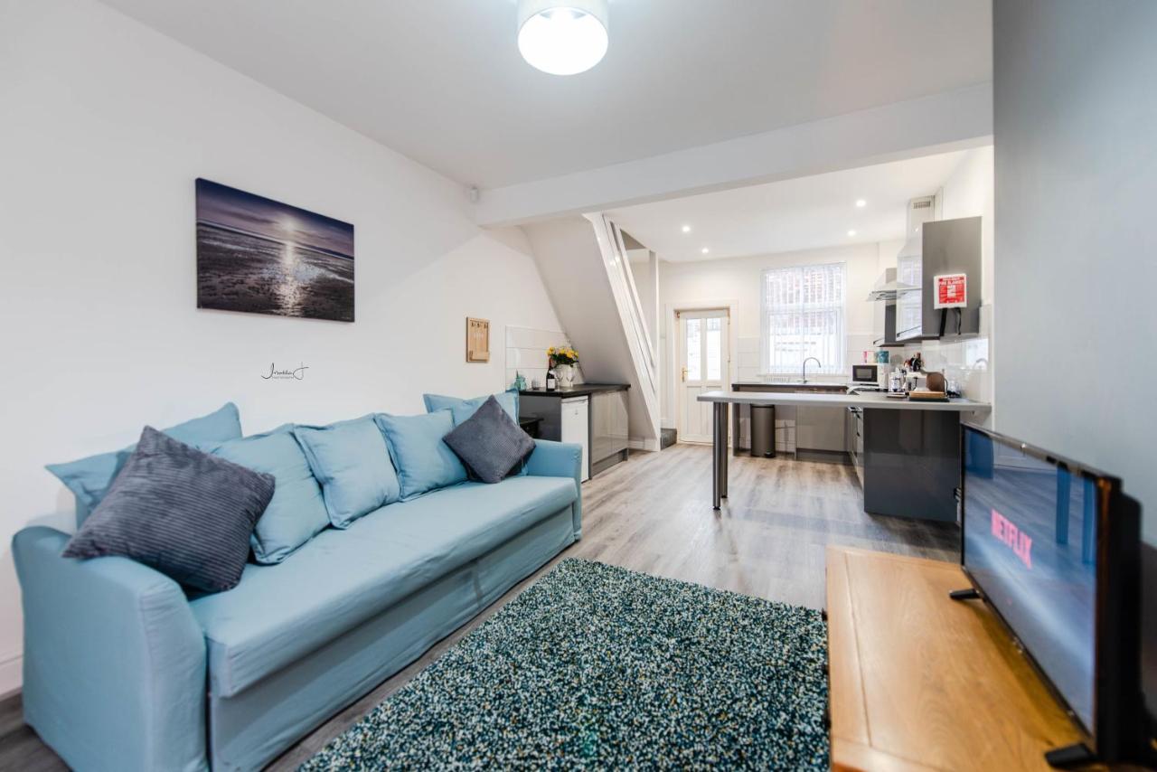 Liverpool Harrow Road Sleeps 6- Infinity Apartment 외부 사진